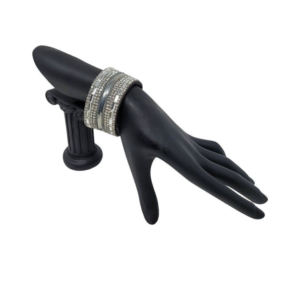 Vegan Faux Leather Wide Gray Rhinestone Cuff Bracelet Sparkle Layer Snap‎ Glam